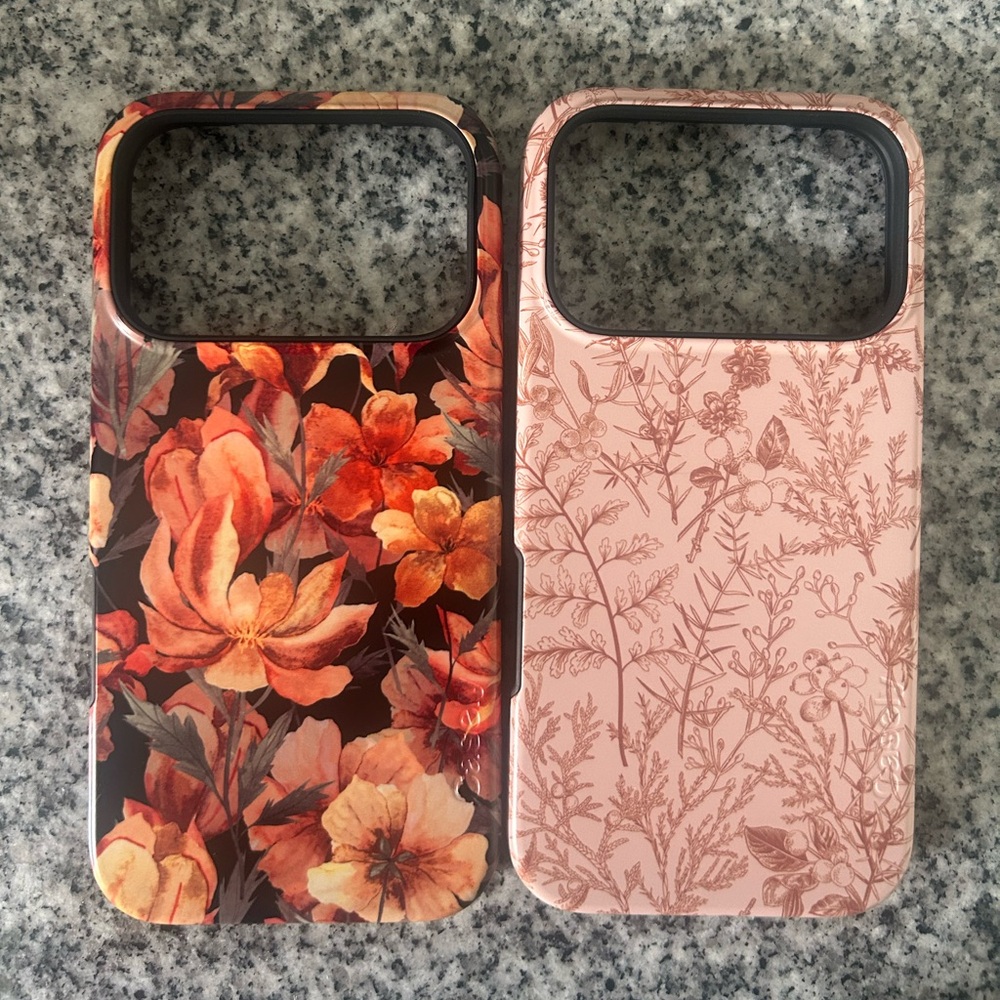IPhone 17 Pro -Floral Patterned Phone Case Set - Orange and tan